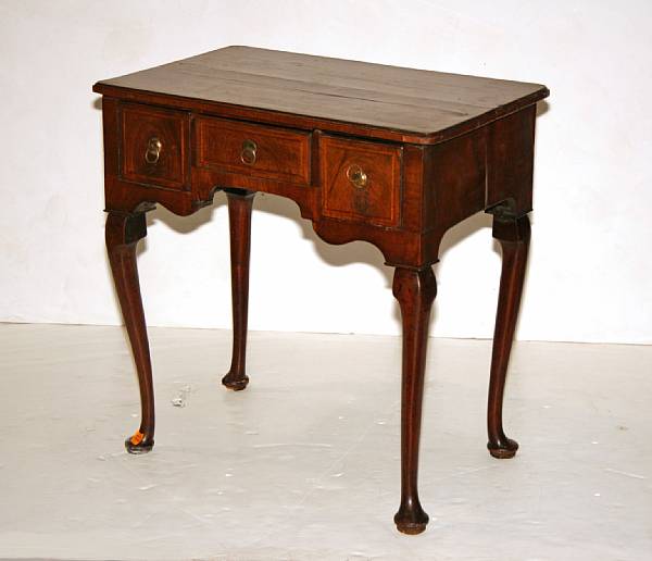 Appraisal: A George I walnut dressing table first quarter th century