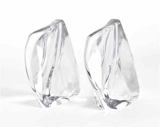 Appraisal: A Pair of Daum Glass Bookends each of abstract free