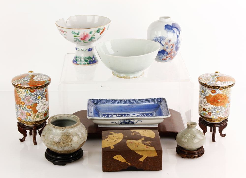 Appraisal: - Assorted Korean Japanese and Chinese Porcelain Assorted group of