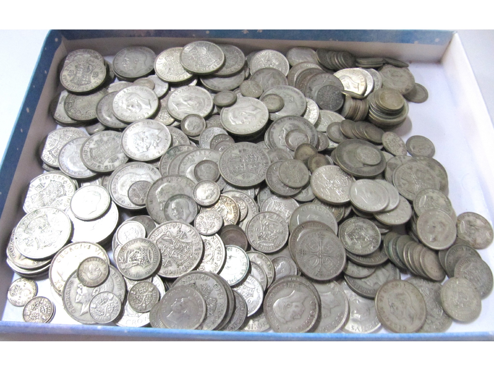 Appraisal: A large quantity of British pre- silver coinage face value