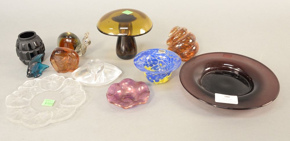 Appraisal: Tray lot of art glass to include Lalique dish Murano