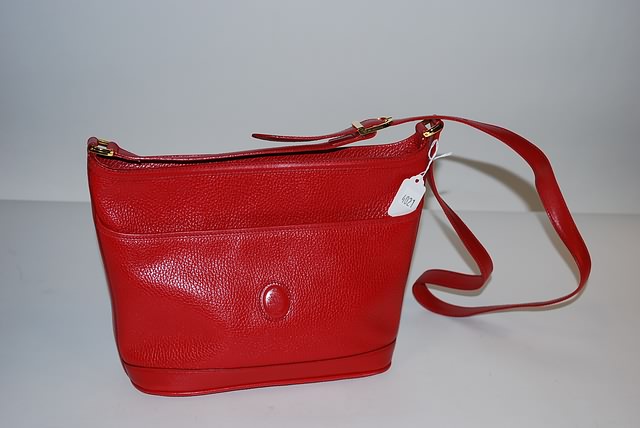 Appraisal: Mark Cross soft red leather shoulder bag top zip closure