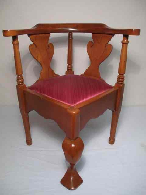 Appraisal: Child's corner chair th century hand crafted Maple finish Good