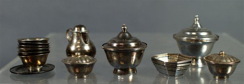 Appraisal: miniature silver table items plates salts bowls pot with touch