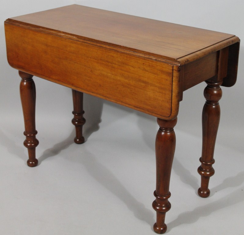 Appraisal: A late thC mahogany Pembroke table the moulded rounded top