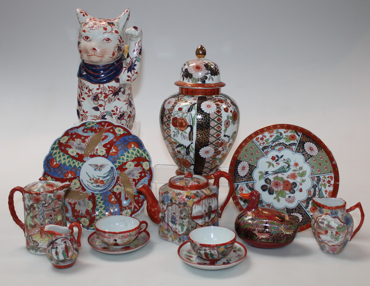 Appraisal: Various oriental china and wares to include a Japanese saucer