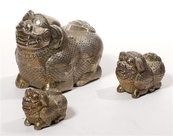 Appraisal: A SET OF THREE LION-SHAPED SILVER BOXES Burma height to