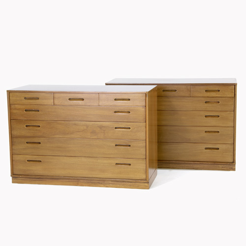 Appraisal: DUNBAR Pair of seven-drawer dressers Branded Dunbar x x