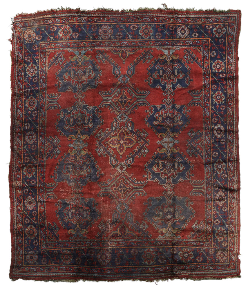 Appraisal: Oushak Rug Turkish th century rows of dark blue medallions