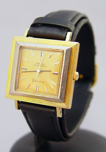 Appraisal: VINTAGE 'S OMEGA K WRISTWATCH K yellow gold with white