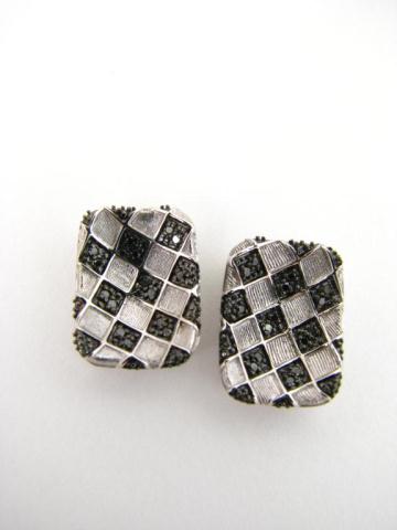 Appraisal: Lady's k white gold black white diamond earrings