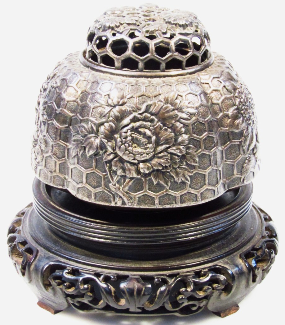 Appraisal: A Japanese late Meiji period censer of bomb circular form