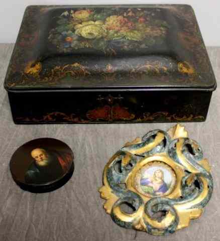 Appraisal: Antique Papier Mache Hinged Box with Floral andGilt Decoration a