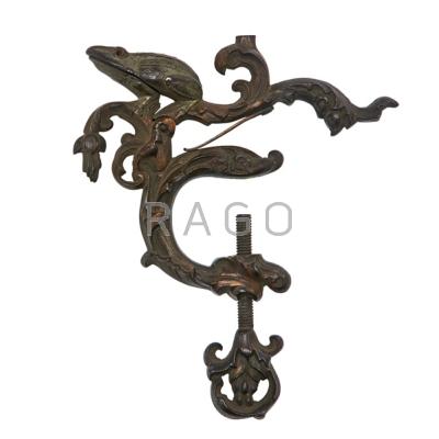 Appraisal: FROG FORM SEWING CLAMP Cast iron th c Missing pin