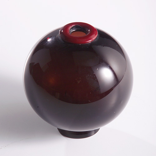 Appraisal: CARLO SCARPA Fine spherical vase in opaque black glass with