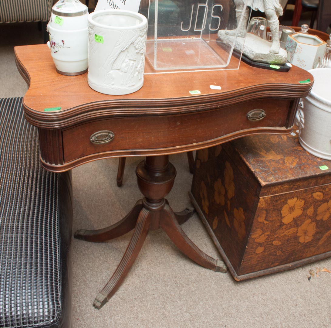 Appraisal: Federal style mahogany flip-top games table