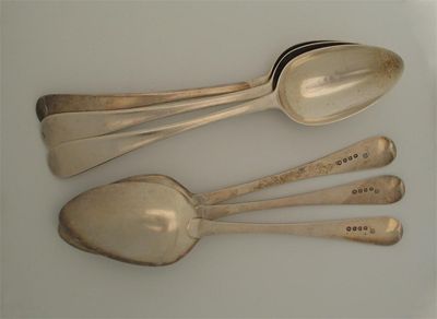 Appraisal: A set of six George III Old English table spoons