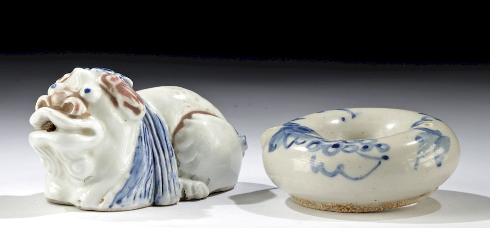 Appraisal: Two th C Korean Porcelain Water Droppers East Asia Korea