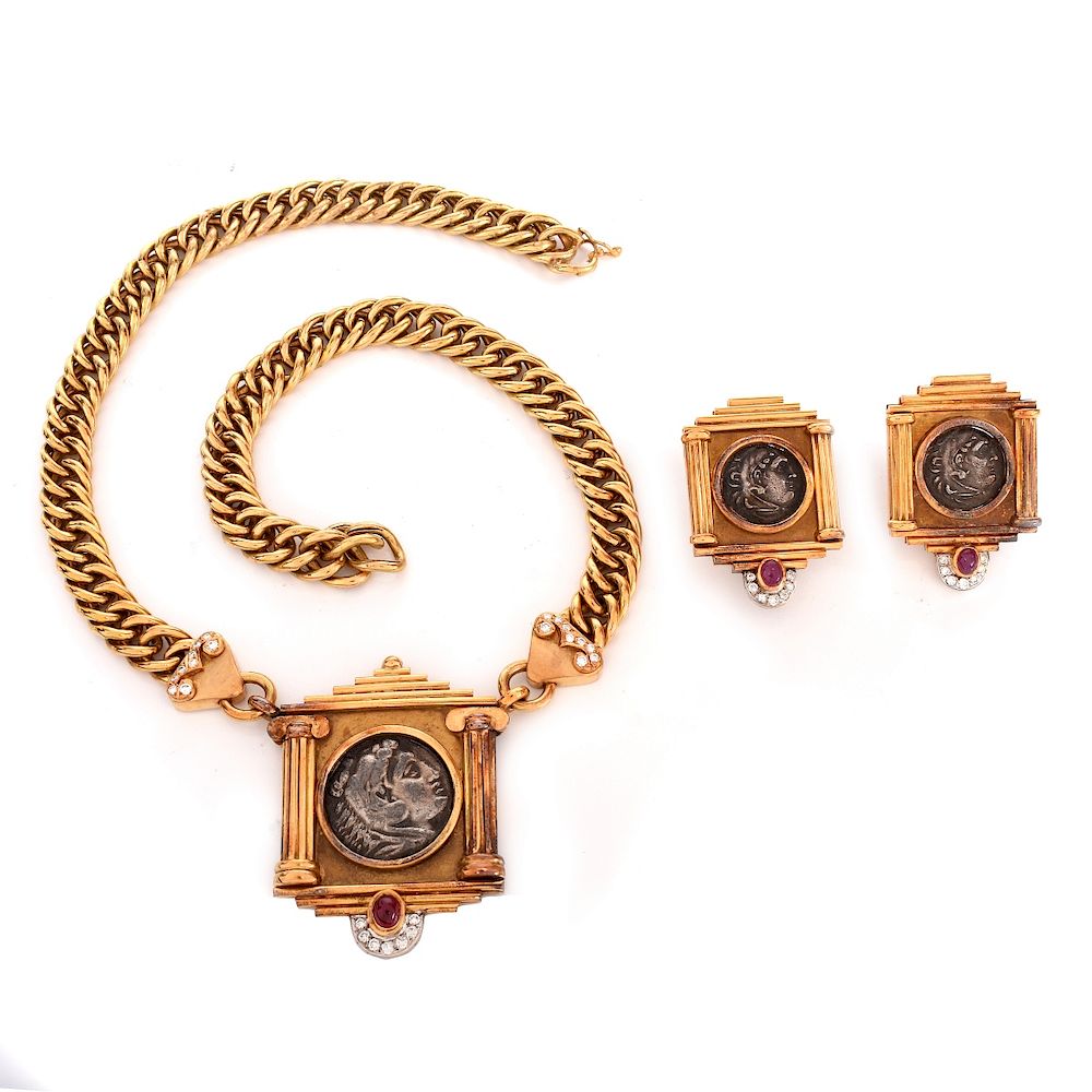 Appraisal: Vintage K Gold Necklace and Earrings Vintage Bulgari style Karat