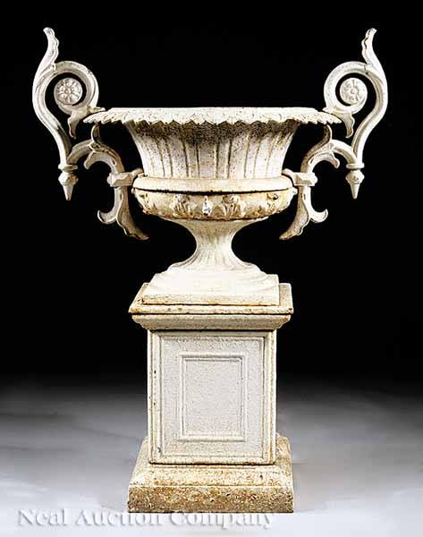 Appraisal: An American Cast Iron Garden Urn mid- th c body