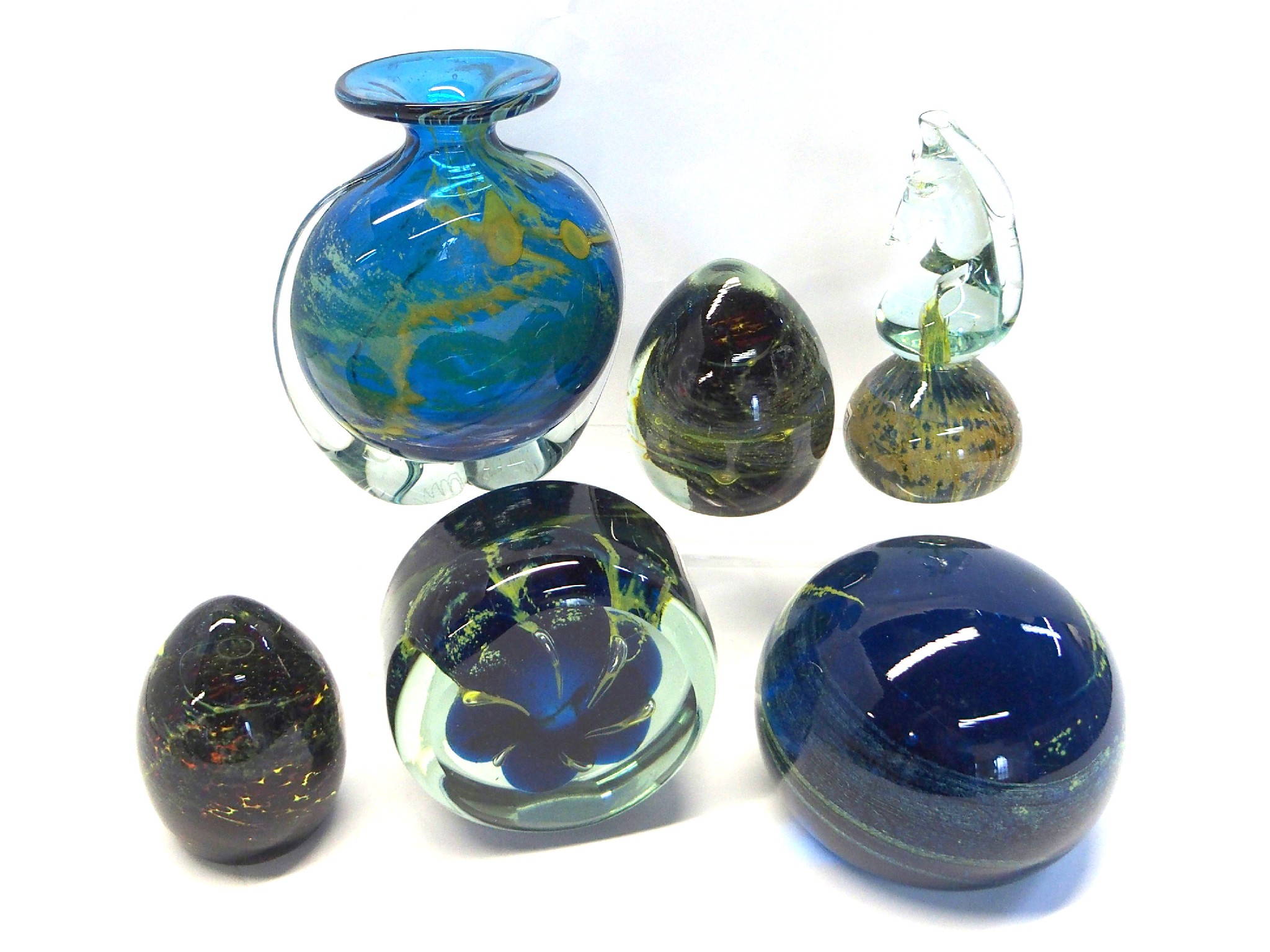 Appraisal: Assorted Mdina glass pieces including paperweights and a vase