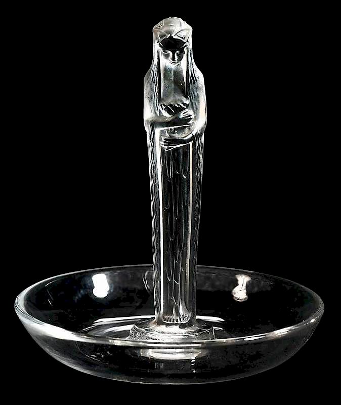 Appraisal: R Lalique Statuette de la Fontaine Ashtray model introduced in