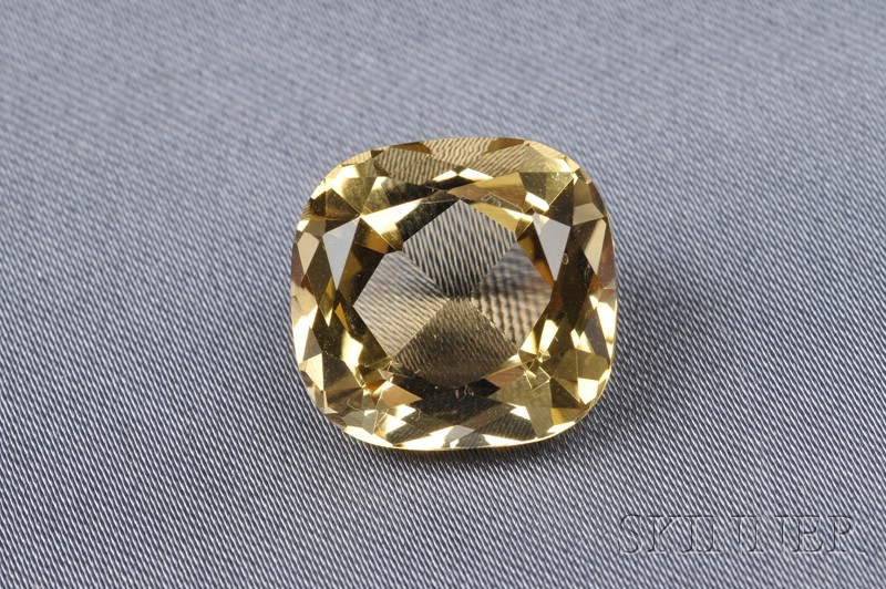 Appraisal: Unmounted Citrine the cushion-cut citrine measuring approx x x mm