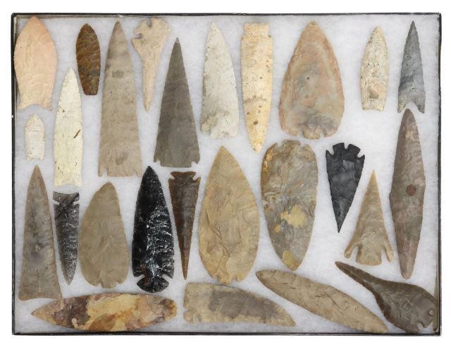 Appraisal: lot of Modern arrowheads projectile heads and more largest approx