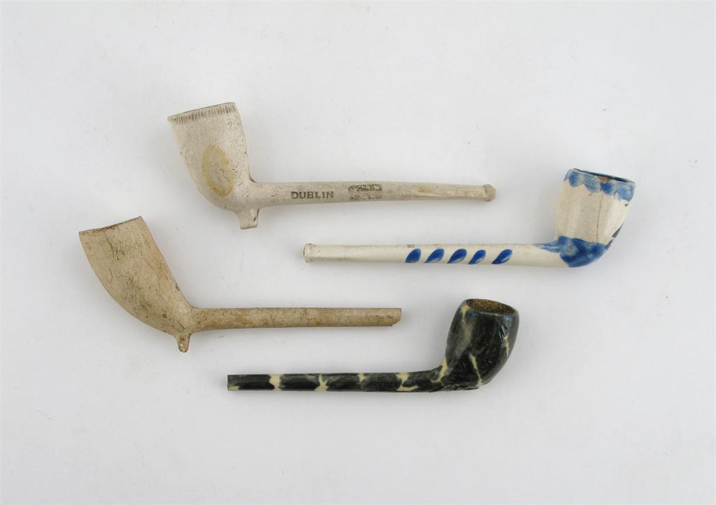 Appraisal: A creamware Whieldon-type pipe