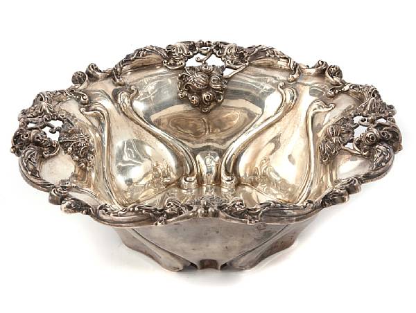 Appraisal: A sterling centerpiece bowl in the art nouveau tasteMeriden Britannia