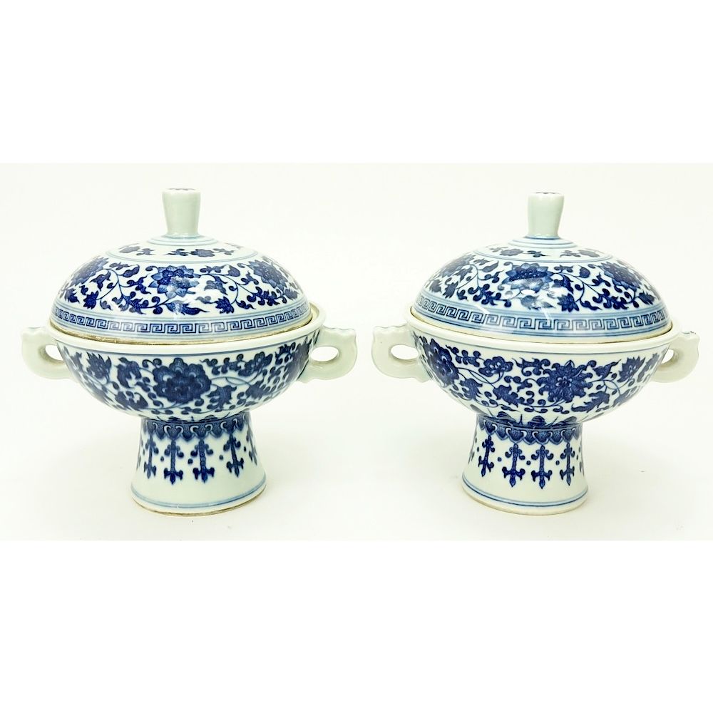 Appraisal: Pair Chinese Blue White Porcelain Covered Bowls Pair Chinese Blue