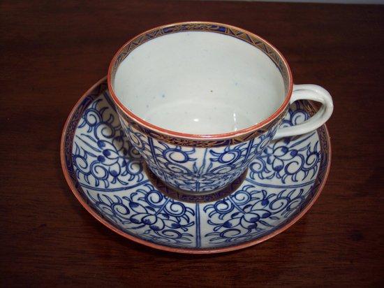 Appraisal: A Worcester Royal Lily pattern cup and saucer