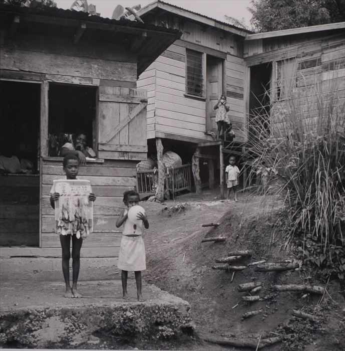 Appraisal: GORDON R SMITH - BALLOON SELLERS JAMAICA Gelatin silver print