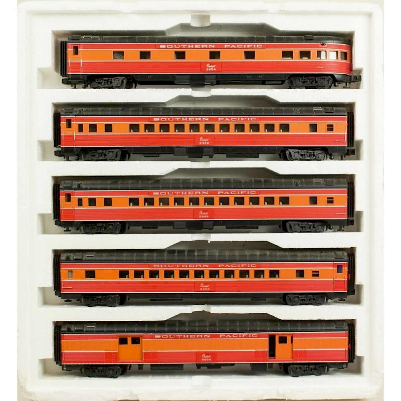 Appraisal: MTH ' scale Streamlined Passenger Car Set MTH ' scale