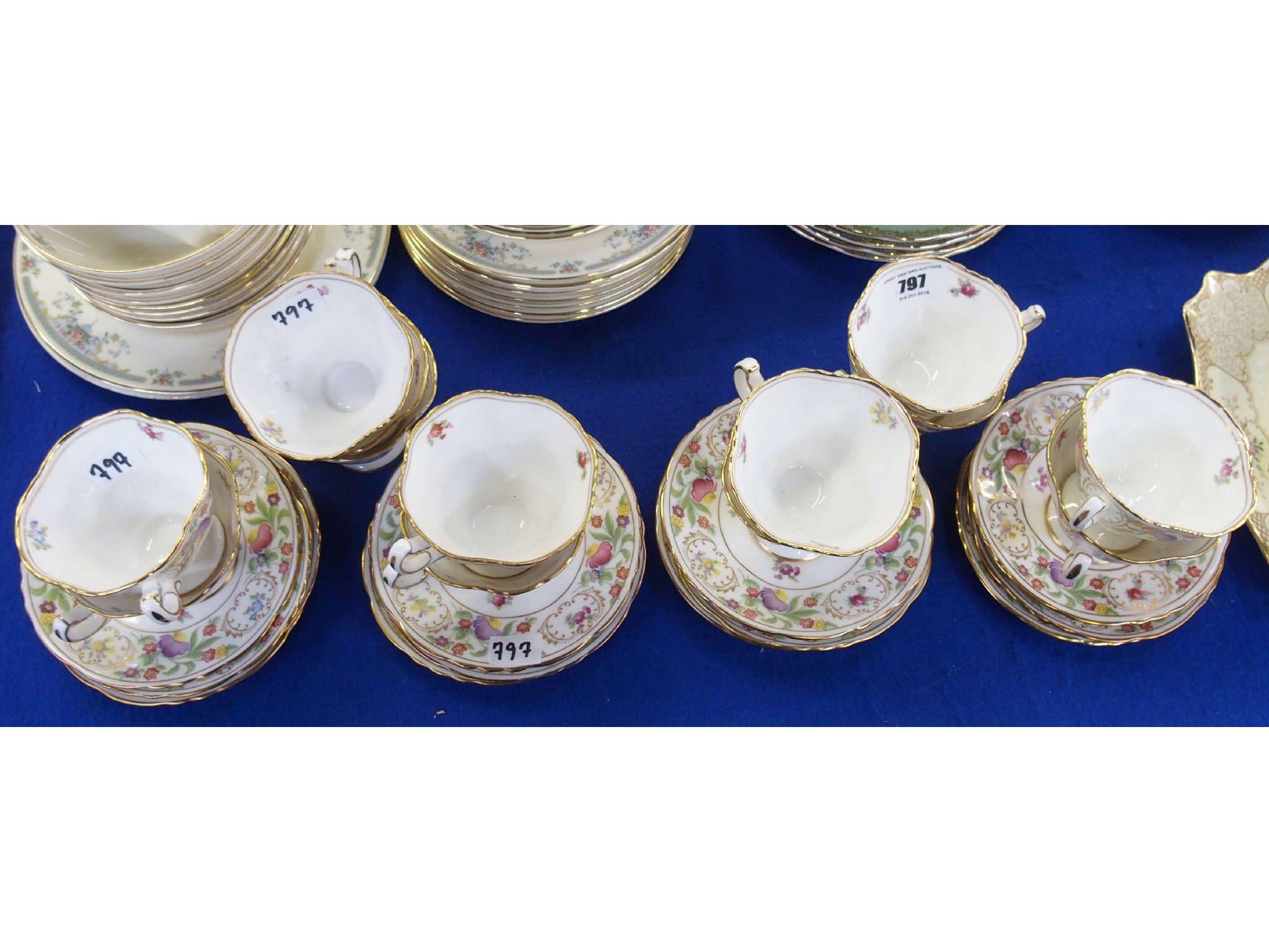 Appraisal: Hammersley Dresden Sprays porcelain tea set eleven cups thirteen saucers