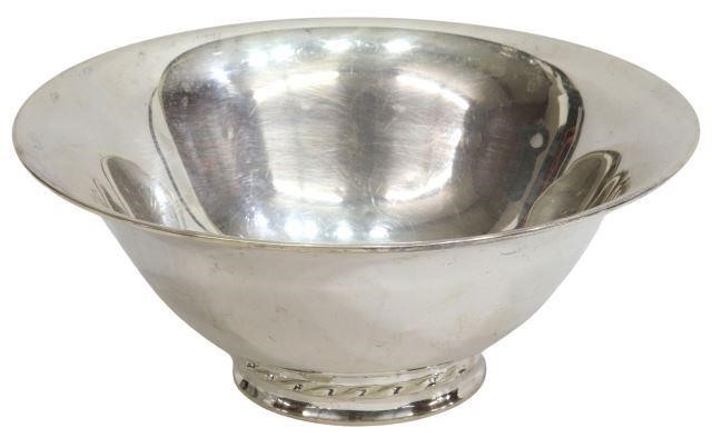 Appraisal: American sterling silver footed round vegetable bowl Towle Silversmiths in