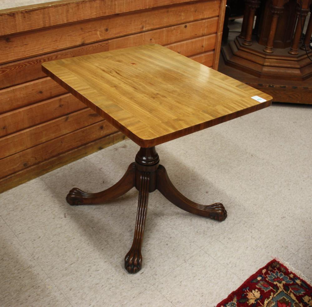 Appraisal: PAIR OF REGENCY MAHOGANY TILT-TOP SIDE TABLES English early th