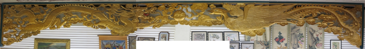 Appraisal: EXTRA LONG CHINESE CARVED GILTWOOD ARCHITECTURAL PALACE CARVING Long dragon