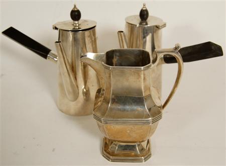 Appraisal: A matched cafe au Lait set Birmingham and London the