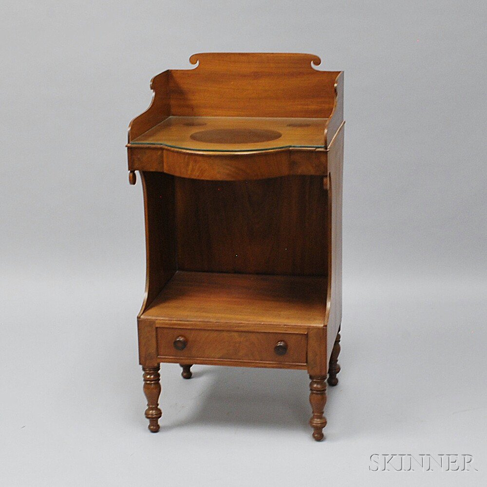 Appraisal: Classical Mahogany Washstand early th century the scrolled gallery and