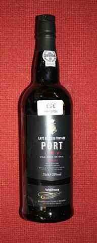 Appraisal: A BOTTLE OF CROFTS VINTAGE PORT a Vintage Port and