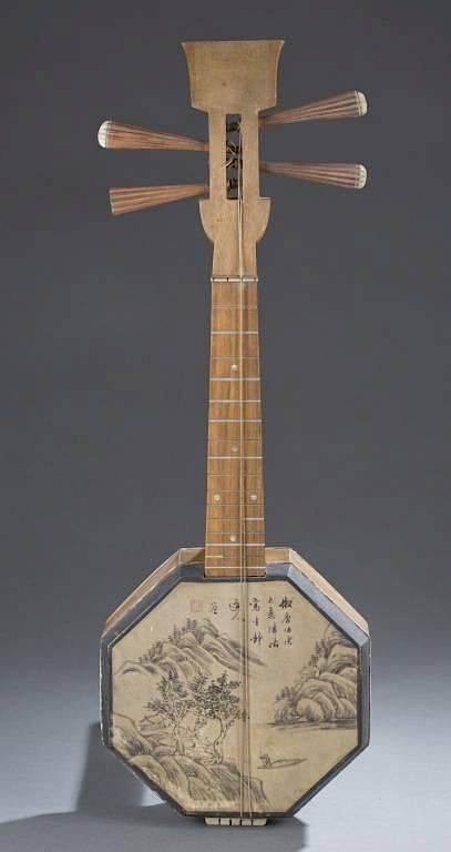 Appraisal: Shien-tze Short-necked lute Early th century Shien-tze Short-necked lute Early