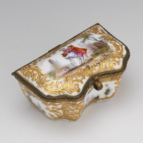 Appraisal: PORCELAIN PILL BOX H x W x Hand-painted porcelain box