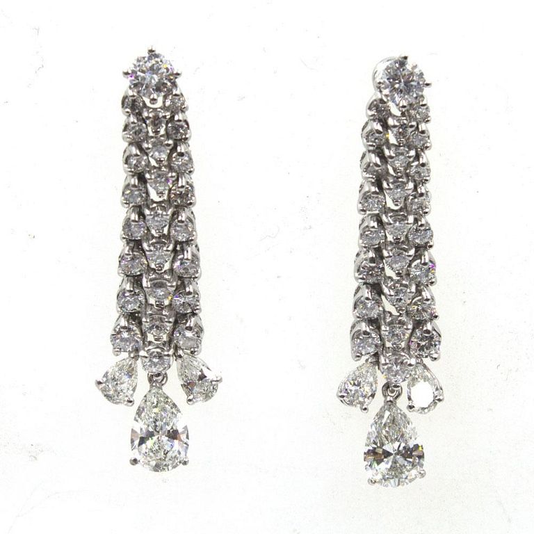 Appraisal: 's Diamond Platinum Dangle Earrings Pear Round Stunning diamond drop