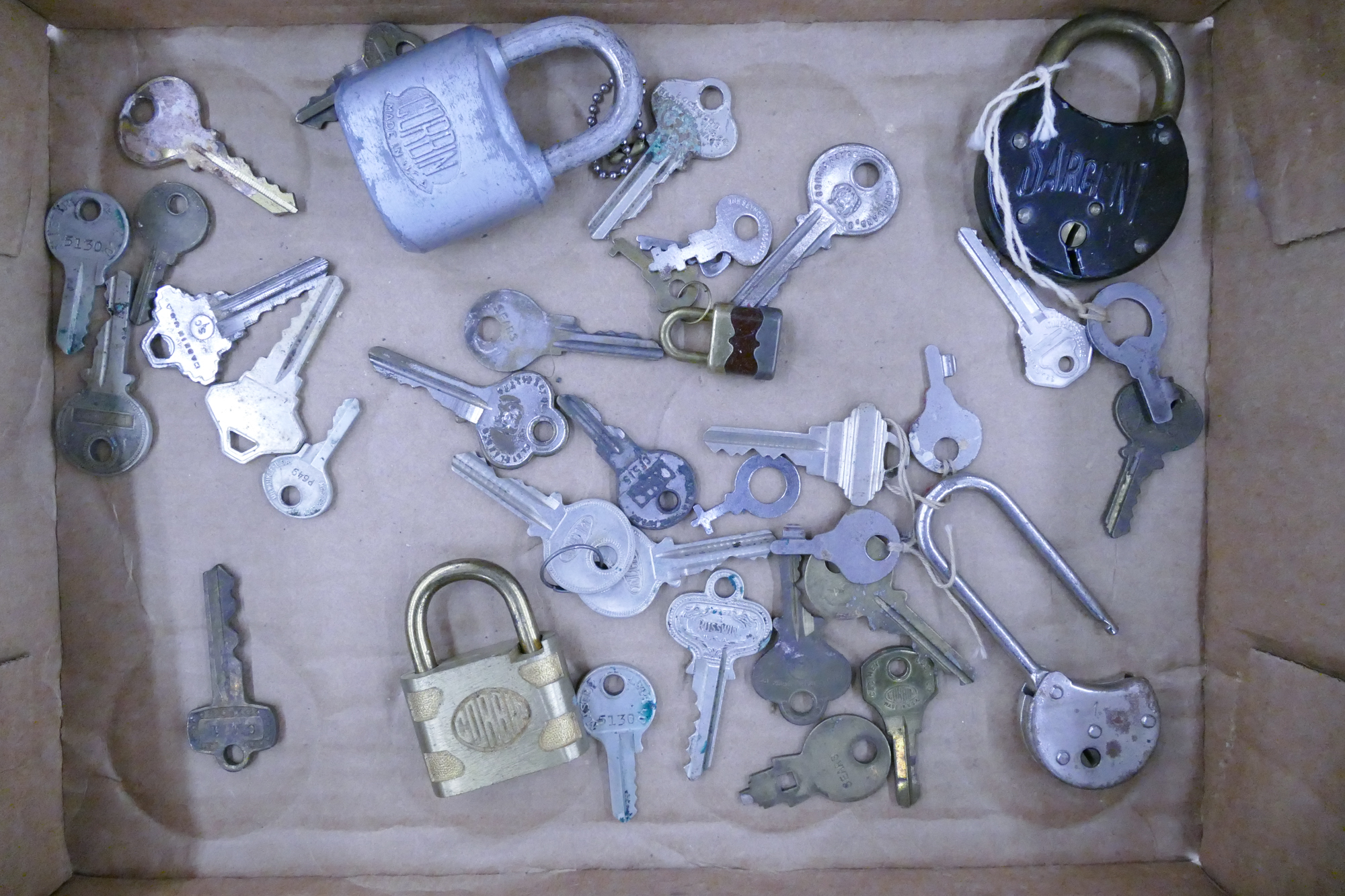 Appraisal: Box Vintage Padlocks Keys