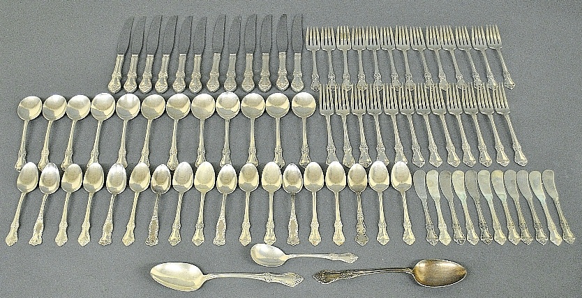 Appraisal: - Sterling silver flatware service by Oneida in the Afterglow