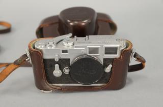 Appraisal: Leica M- chrome body s n with case excellent condition