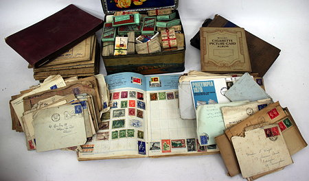 Appraisal: A LARGE COLLECTION OF CIGARETTE CARDS antique and later stamps