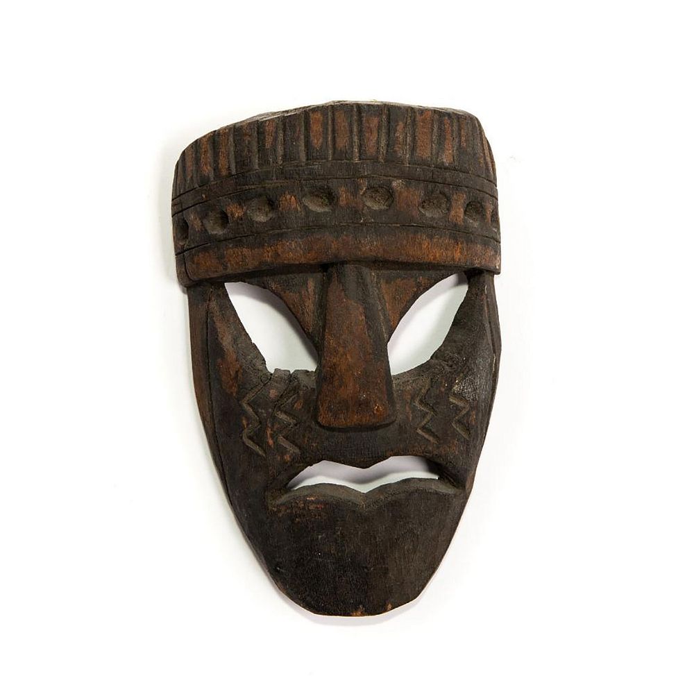 Appraisal: VINTAGE HAND CARVED TRIBAL WOODEN WALL MASK Decorative African handcrafted