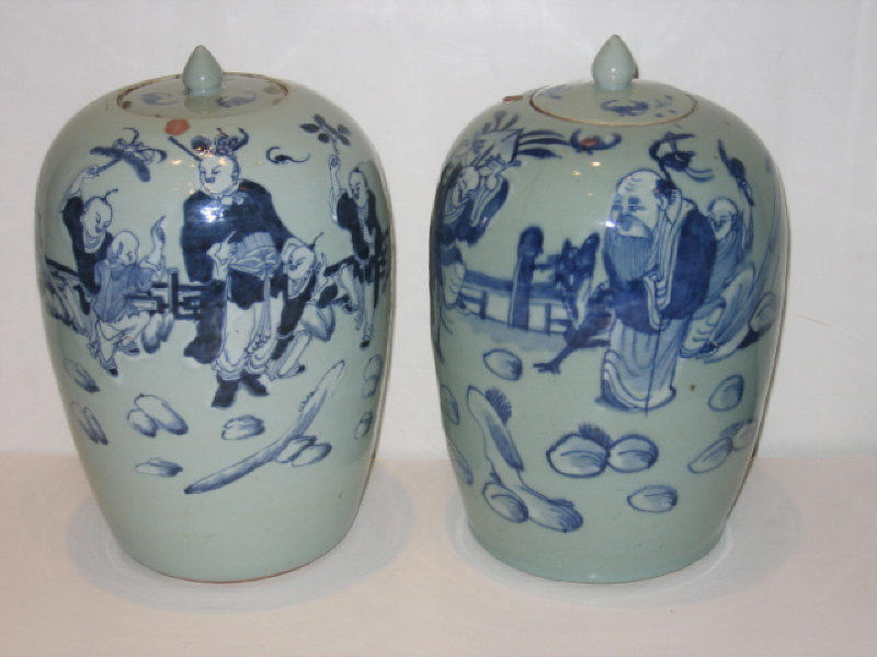 Appraisal: PAIR CHINESE EXPORT GINGER JARS The lidded jars of ovoid